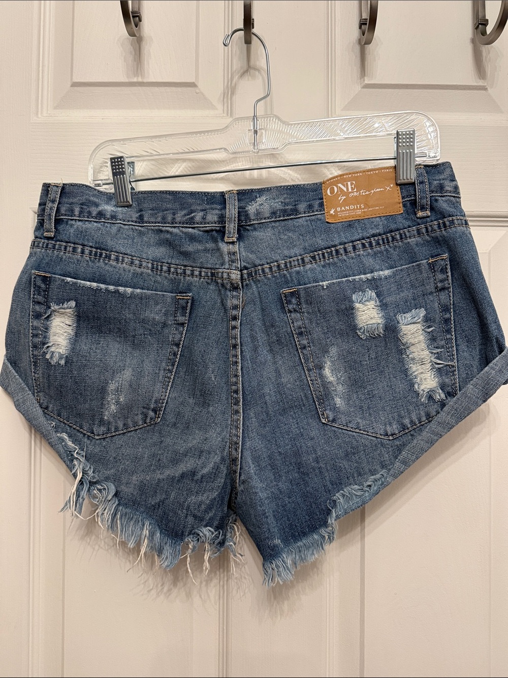 One Teaspoon Bandits Denim Shorts 30